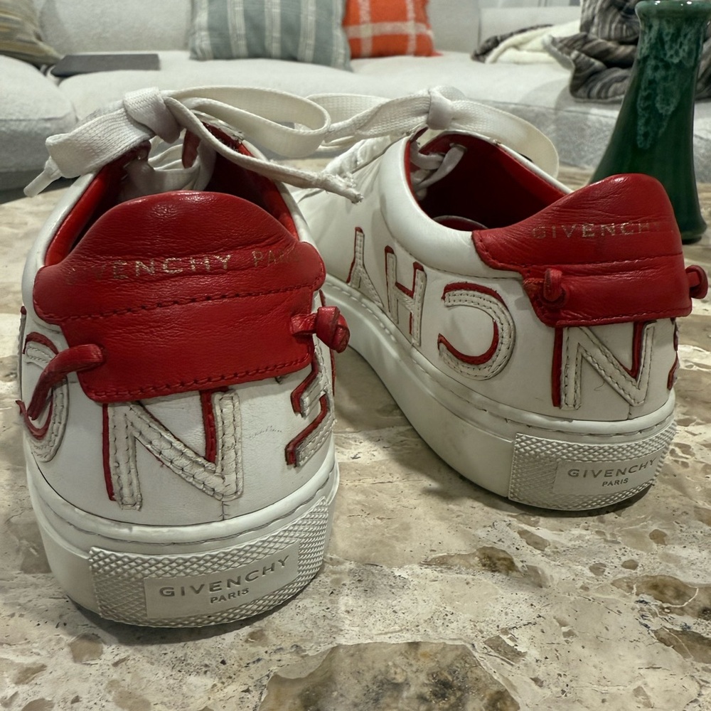 Women's White and Red Sneakers Givenchy - Picture 8 of 11